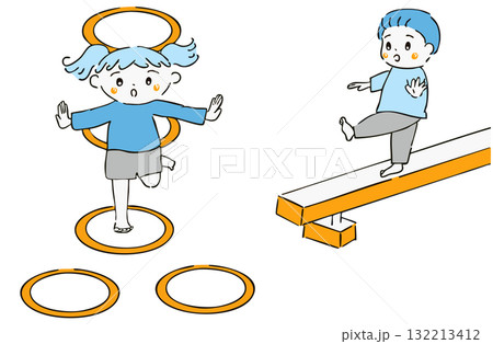 運動療育でサーキット運動をする子ども達 132213412