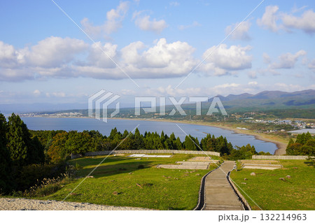 勝山館跡から眺める上ノ国の町 勝山館跡から眺める上ノ国の町 132214963