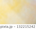 明るい黄色の柔らかなグラデーション背景 132215242