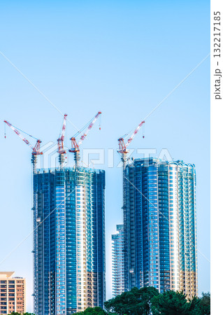 日本の東京都市景観 建設中の豊海地区・タワーマンションなどを望む 日本の東京都市景観 建設中の豊海地区・タワーマンションなどを望む 132217185