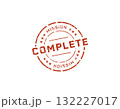 MISSION COMPLETE (ミッション コンプリート) 任務完了の赤丸スタンプ。ベクター素材 132227017