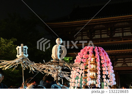 池上本門寺のお会式の万灯練供養　東京 132228685
