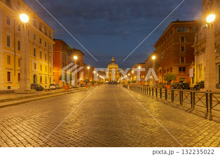 Saint Peter Basilica at dawn in Rome, Italy Saint Peter Basilica at dawn in Rome, Italy 132235022