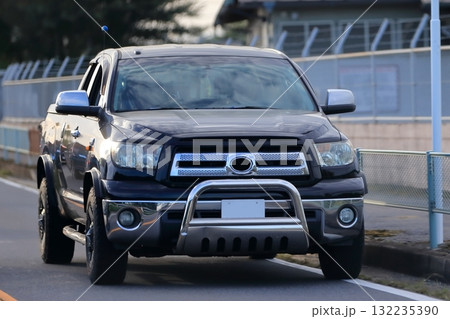 フルサイズピックアップトラック 132235390