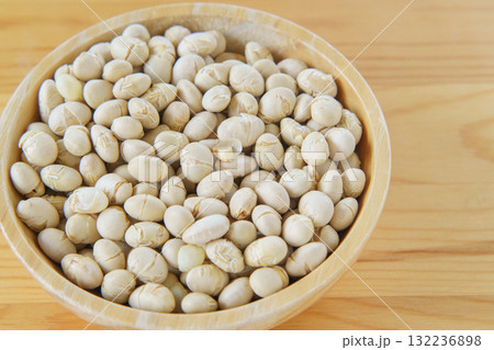 煎り大豆 132236898