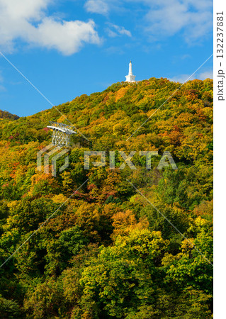 藻岩山の紅葉_5705 132237881