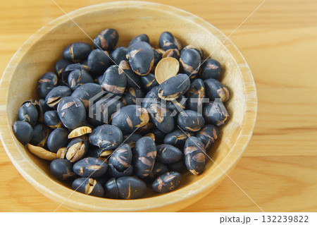 煎り黒豆 132239822