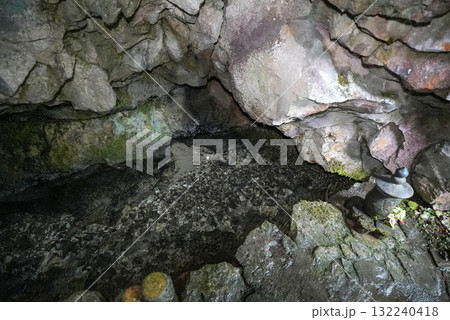 郡上鍾乳洞(岐阜県郡上市)洞内 郡上鍾乳洞(岐阜県郡上市)洞内 132240418