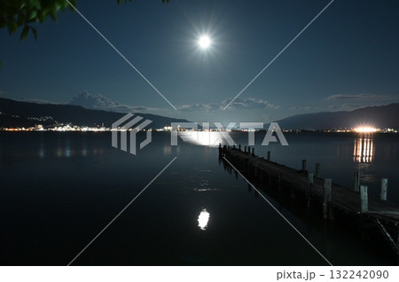 諏訪湖夜景 諏訪湖夜景 132242090