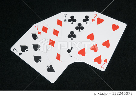 トランプの7 132246075