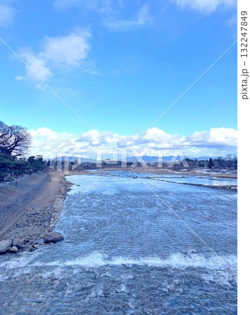 川のある景色 132247849