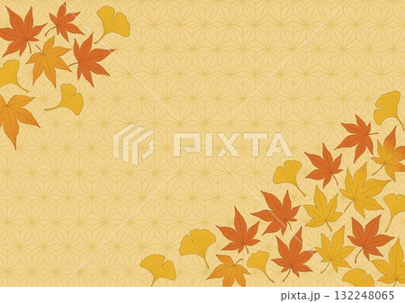 金色の麻の葉模様と舞う紅葉の背景 金色の麻の葉模様と舞う紅葉の背景 132248065