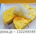 ほんのりした上品な甘み！シズル感たっぷり！の居酒屋さんのだし巻き卵の写真 132249349