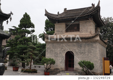 シルクロードの起点　中国西安市大慈恩寺の大雁塔 132249729