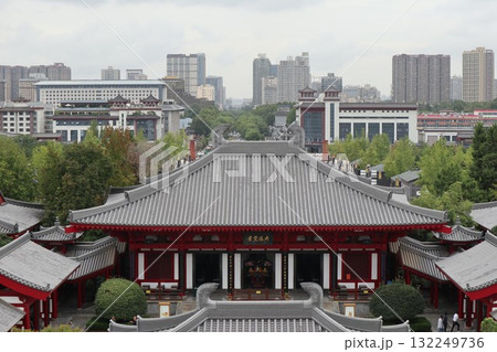 シルクロードの起点　中国西安市大慈恩寺の大雁塔 132249736