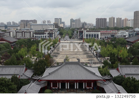 シルクロードの起点　中国西安市大慈恩寺の大雁塔 132249750
