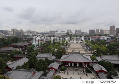 シルクロードの起点　中国西安市大慈恩寺の大雁塔 132249752