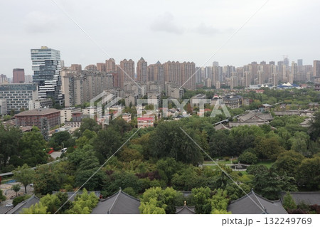 シルクロードの起点　中国西安市大慈恩寺の大雁塔 132249769