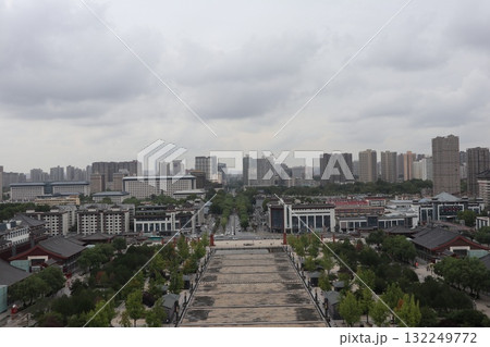 シルクロードの起点　中国西安市大慈恩寺の大雁塔 132249772