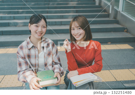 女子大生のキャンパスライフ 女子大生のキャンパスライフ 132251480