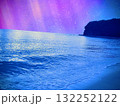 眩しい冬の海 132252122