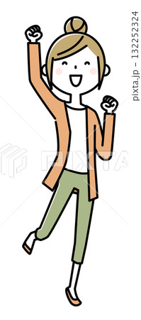 若い女性　ママ　ガッツポーズ 132252324