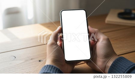 スマートフォンの白い画面モックアップ 132255809