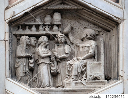Allegory of medicine from the workshop of Andrea Pisano, Relief on Giotto Campanile of Cattedrale di Santa Maria del Fiore (Cathedral of Saint Mary of the Flower), Florence, Italy 132256031