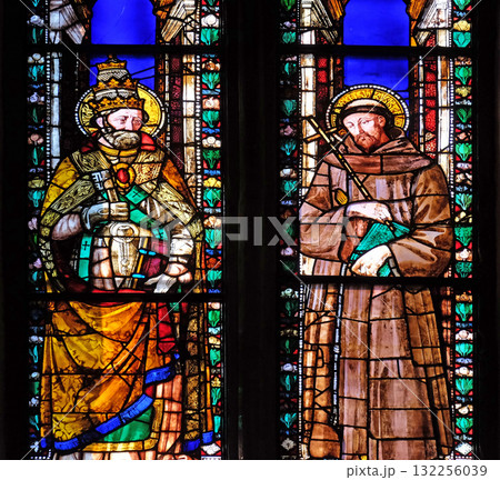 Saints Gregory the Great and Francis, stained glass window in the Basilica di Santa Croce (Basilica of the Holy Cross) - famous Franciscan church in Florence, Italy Saints Gregory the Great and Francis, stained glass window in the Basilica di Santa Croce (Basilica of the Holy Cross) - famous Franciscan church in Florence, Italy 132256039