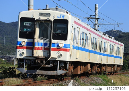 【JR西日本】105系〜新広島色〜（宇部線：上嘉川〜深溝） 132257103