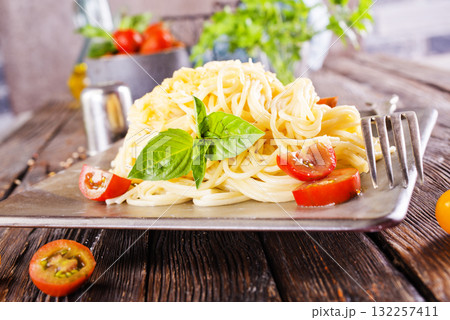 pasta with tomato 132257411