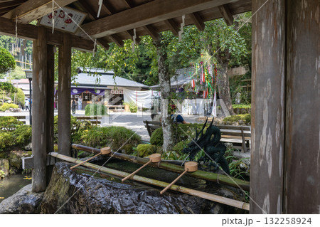 奈良県／天河大弁財天の手水（2025年8月28日撮影） 132258924