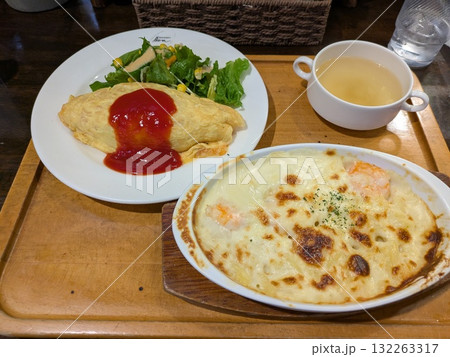 オシャレな朝食 132263317