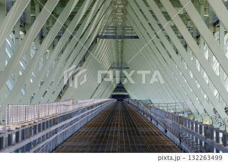 明石海峡大橋塔頂体験ブリッジワールド 橋桁 舞子方向 2015年5月6日 132263499