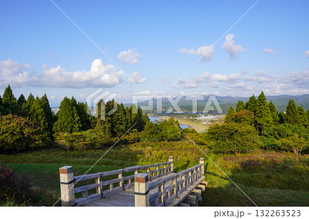 勝山館跡から眺める上ノ国の町 勝山館跡から眺める上ノ国の町 132263523