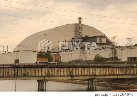 Protective sarcophagus at the 4th power unit of the Chernobyl nuclear power plant. Protective sarcophagus at the 4th power unit of the Chernobyl nuclear power plant. 132264976