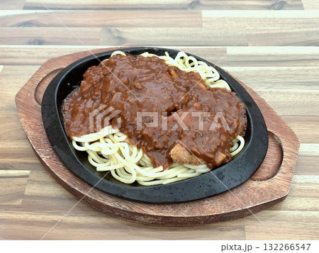 カツスパ　道東名物カツスパ　ミートソーススパゲッティカツレツ 132266547
