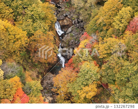 栗駒山の紅葉　空撮 132267298