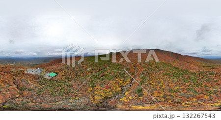 栗駒山の紅葉　空撮　VR 132267543