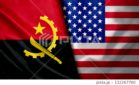 アメリカの国旗とアンゴラの国旗 132267760
