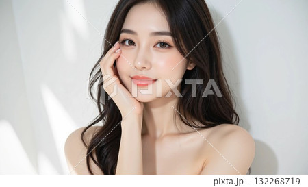綺麗な女性のビューティーイメージ 132268719