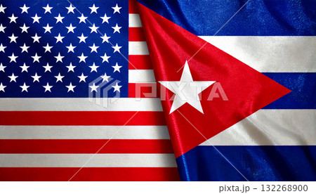 アメリカの国旗とキューバの国旗 132268900