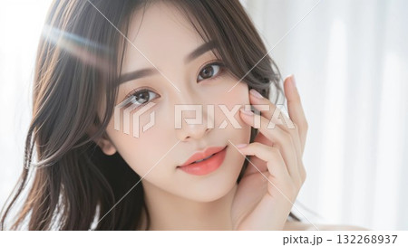 綺麗な女性のビューティーイメージ 132268937