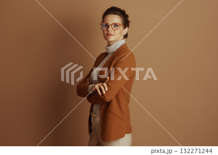 Confident Businesswoman with Crossed Arms Confident Businesswoman with Crossed Arms 132271244