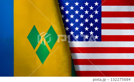 アメリカの国旗とセントビンセントおよびグレナディーン諸島の国旗 132275084