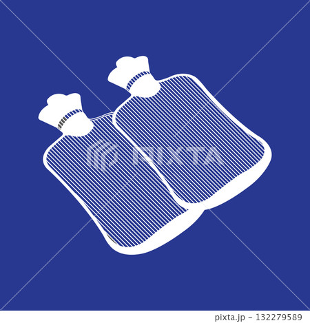 Hot water bag icon 132279589
