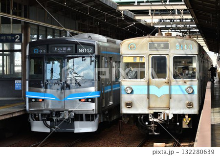 上小田井駅 名市交N3000形と3000形 上小田井駅 名市交N3000形と3000形 132280639