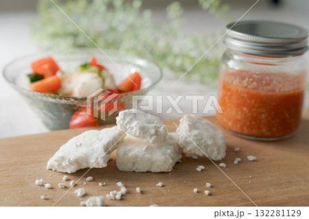 トマトサラダとトマト麹 トマトサラダとトマト麹 132281129