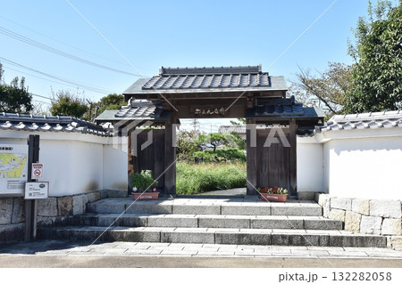三重県亀山市西ノ丸歴史広場入口 三重県亀山市西ノ丸歴史広場入口 132282058