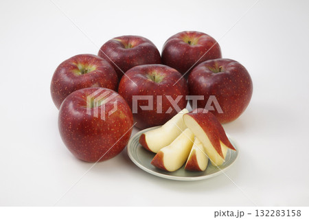 秋映 りんご(青森県産) 秋映 りんご(青森県産) 132283158